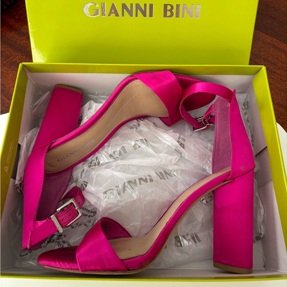 Gianni Bini heel